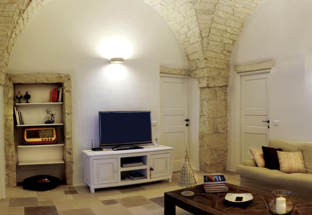 La Vecchia Tabaccheria B&B Остуни Номер фото
