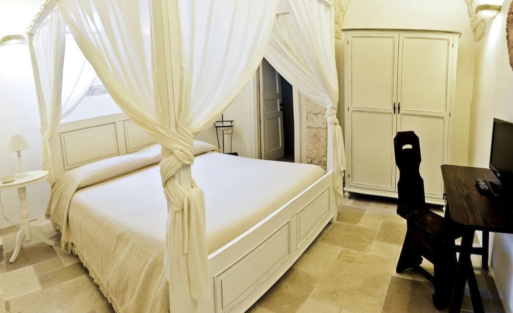 La Vecchia Tabaccheria B&B Остуни Номер фото